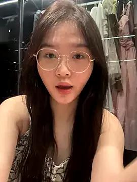Yangying_99 from StripChat is Freechat