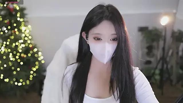 Yaya_1888 from StripChat