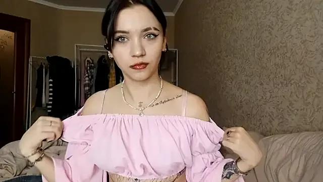 YeahRock from StripChat is Freechat