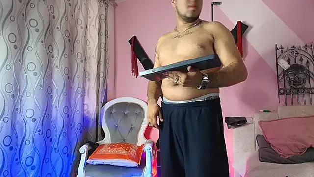 YiingandYang from StripChat is Freechat