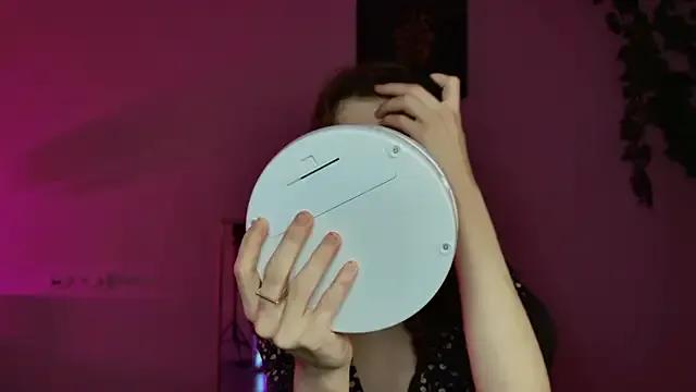 Yoka_paradoXXX from StripChat is Freechat