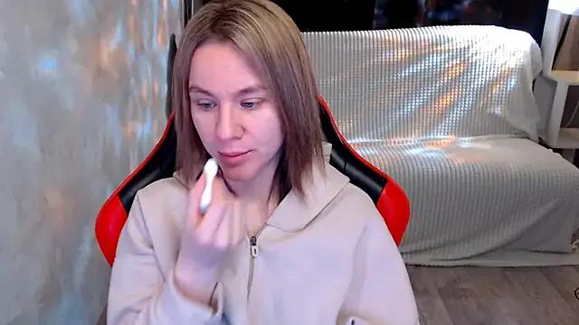 yourbigbun from StripChat is Freechat