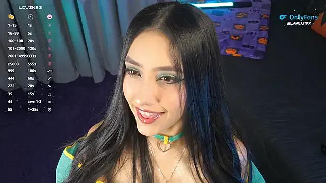 yourlittlesucubus from StripChat is Freechat