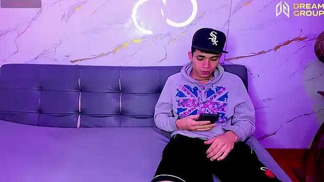 YourSeducction from StripChat is Freechat