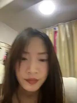 yueyuegirls from StripChat is Freechat