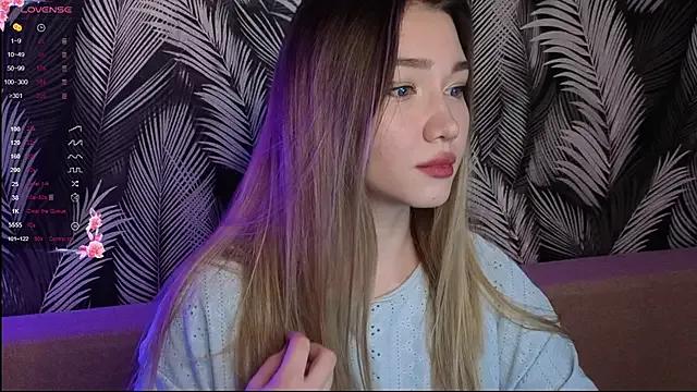 Checkout girls naked models with similar nickname. Cute sexy Free Models.