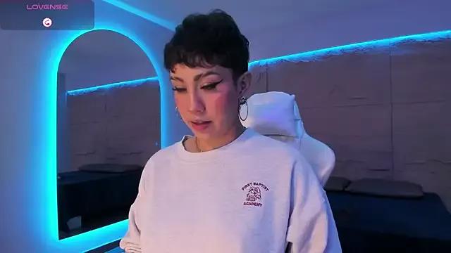 ZahaRose from StripChat is Freechat