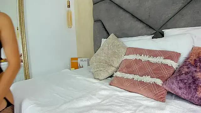 Zarawynne_ from StripChat