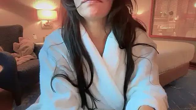 Zeravina from StripChat is Freechat