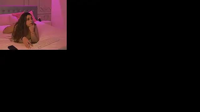 ZoeBellee from StripChat is Freechat