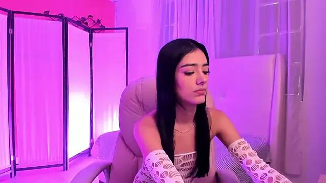 zoerouse_ from StripChat is Freechat
